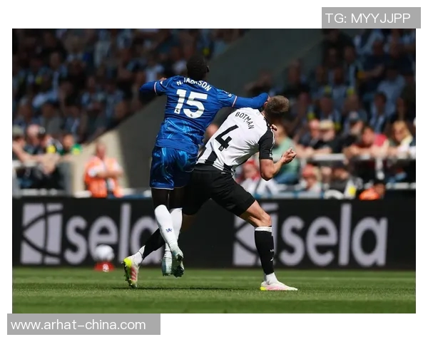 盘点足坛十大暴力红牌球星场上激情与冲突背后的真相 盘点足坛十大暴力红牌球星场上激情与冲突背后的真相